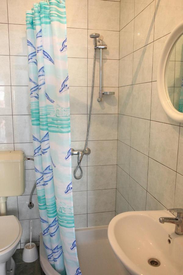 Ana Lovetovo Vodice Buitenkant foto