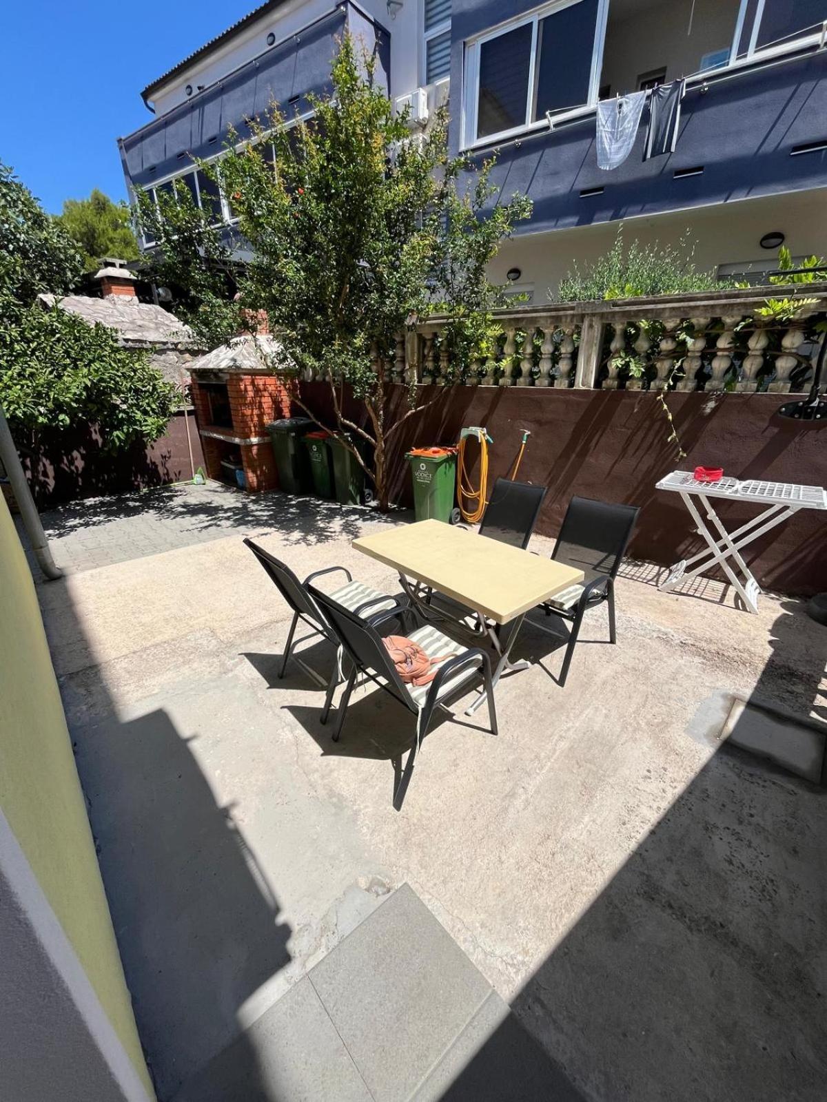 Apartmani Andrej Vodice Buitenkant foto
