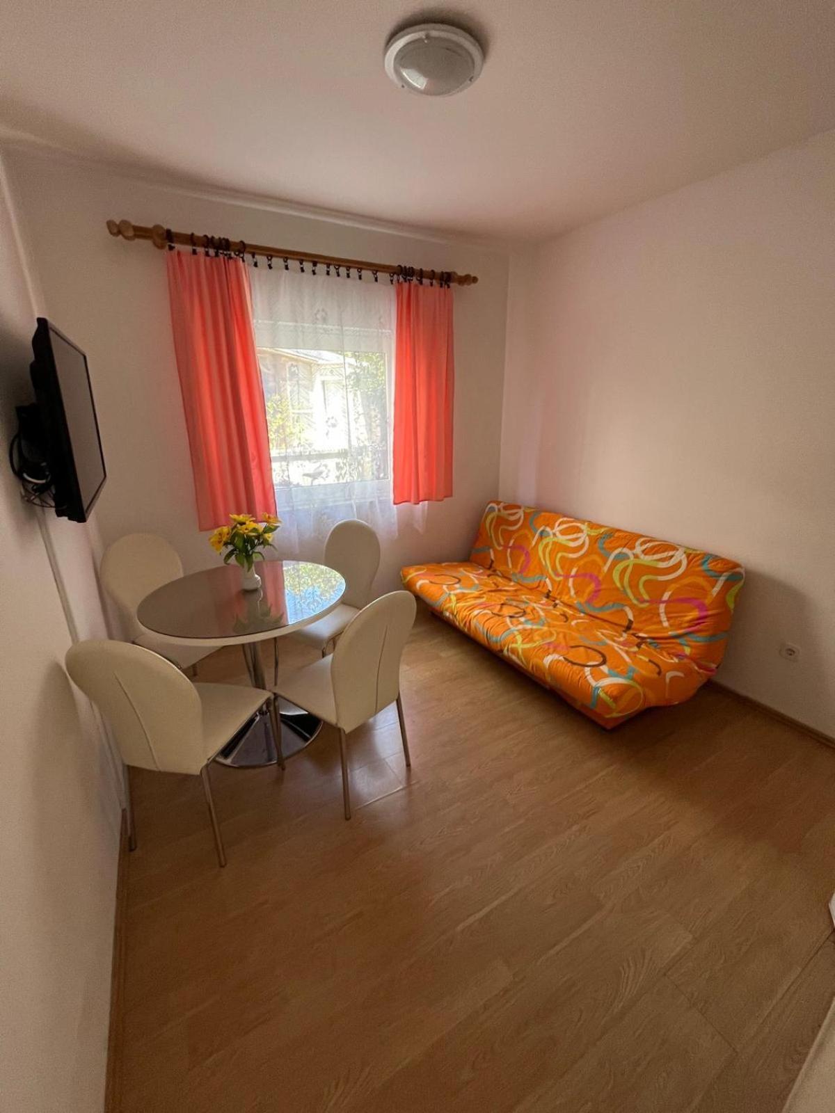 Ana Lovetovo Vodice Buitenkant foto